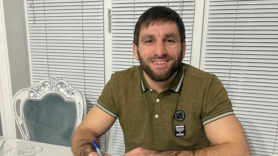 Zastupnici Iliasa Omarova reagirali su na izjave Bojkovića: "Ilias upravo preuzima vizu, a Marku je bolje da se probudi iz sna jer Omarov dolazi po pobjedu!"